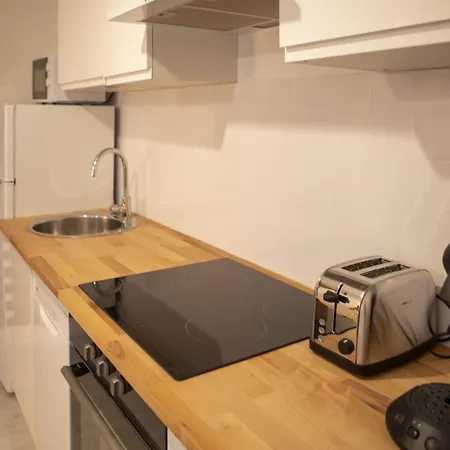 Le Nid 3 Etoiles Wifi, Netflix, Disney, Coeur De Bastide Villefranche-de-Rouergue Exterior photo