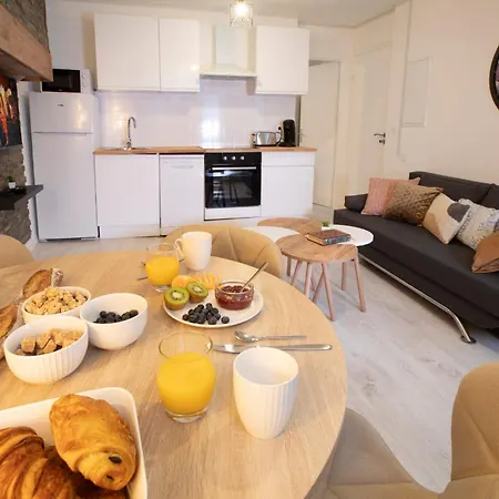 Le Nid 3 Etoiles Wifi, Netflix, Disney, Coeur De Bastide Villefranche-de-Rouergue Exterior photo