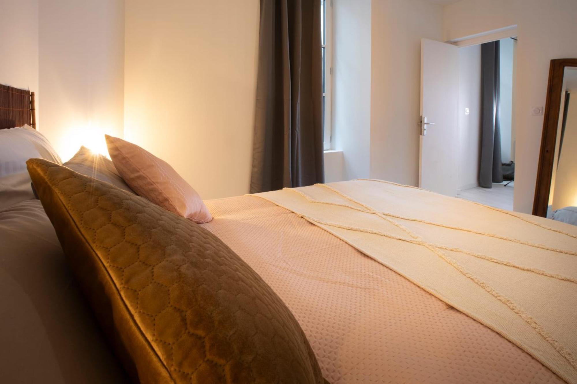 Le Nid 3 Etoiles Wifi, Netflix, Disney, Coeur De Bastide Apartment
